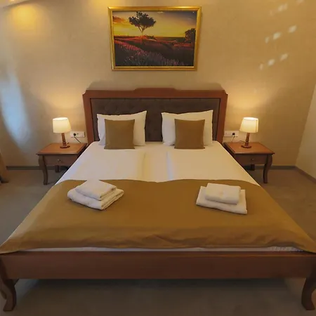 Provence Pensión 3*