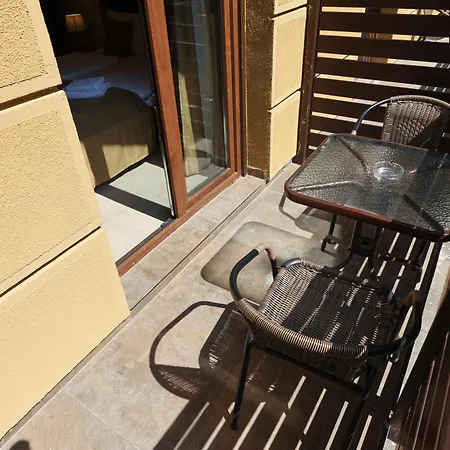 Provence Pensión 3*