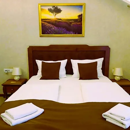 Pensión Provence 3*