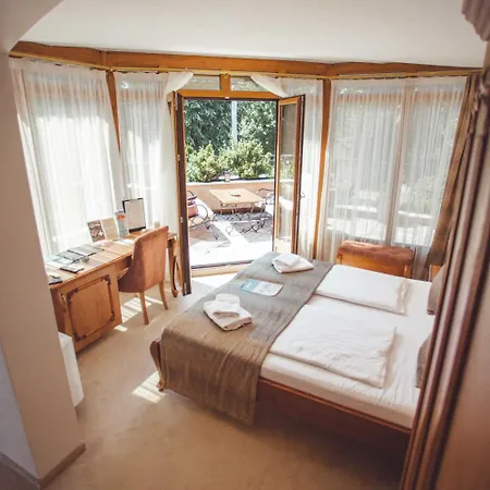 Provence بيت ضيافة